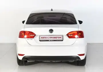 Volkswagen Jetta Вид 4
