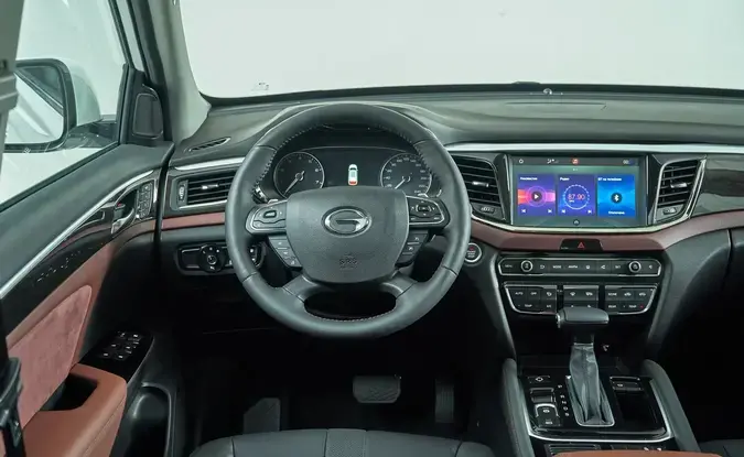 GAC GS8