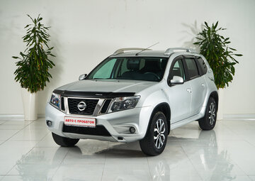 Nissan Terrano Вид 1