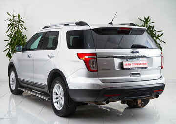 Ford Explorer Вид 4