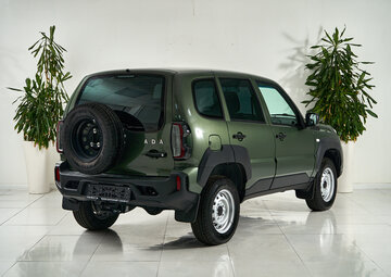 Lada Niva Вид 5