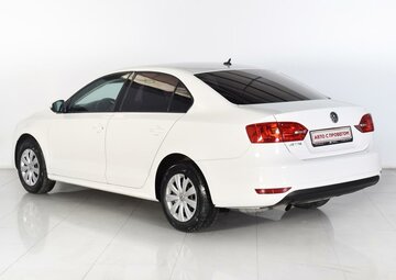 Volkswagen Jetta Вид 2