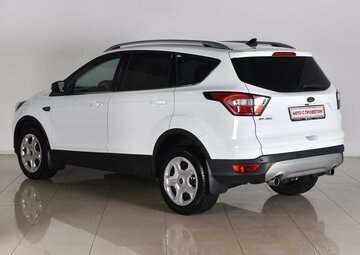 Ford Kuga Вид 2