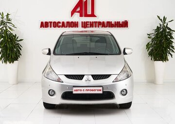 Mitsubishi Grandis Вид 2
