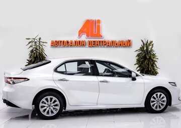 Toyota Camry Вид 4